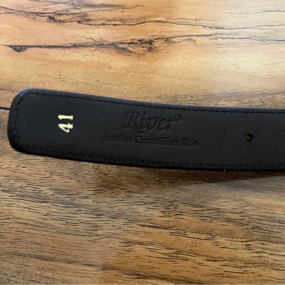 River Crocodile Leather Belt - Picture 3 of 4